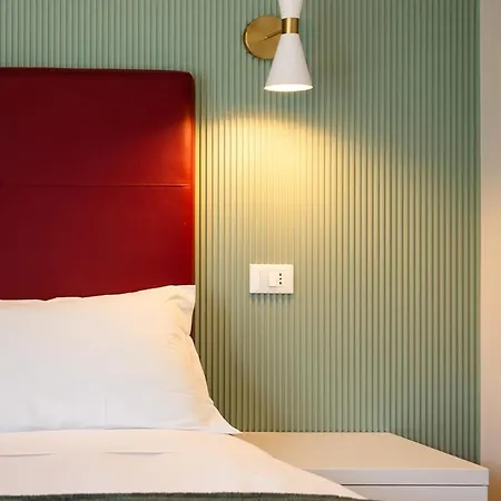Rossovino Hotel Como