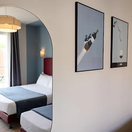 Rossovino Hotel 3*