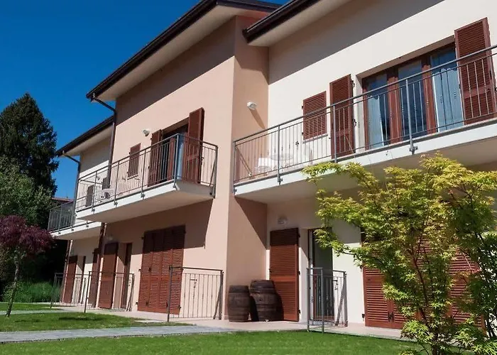 Rossovino Hotel Como