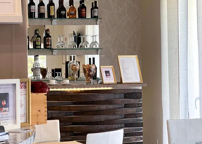 科莫罗索维诺酒店 酒店 科莫